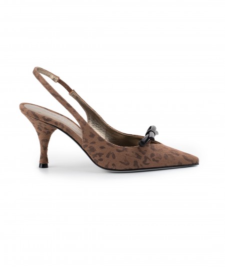Chanel in tessuto animalier con fiocco in pelle