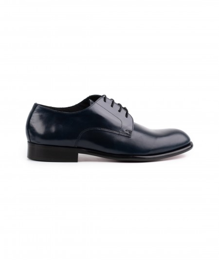 Stringata in pelle blu
