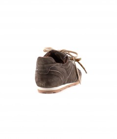 Sneaker in camoscio marrone