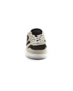 Sneaker in camoscio beige e testa di moro