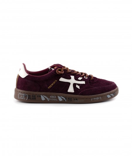 Sneaker in camoscio bordeaux