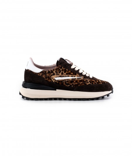 Sneaker in camoscio testa di moro e cavallino animalier