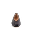 Ballerina in pelle nera