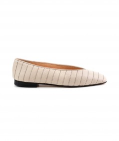 Ballerina in pelle avorio