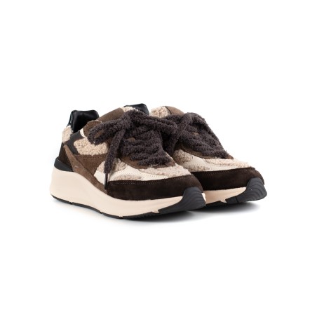 Sneaker D.A.T.E. in camoscio testa di moro, marrone e teddy beige